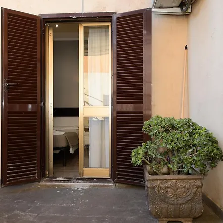 Magenta Casa Barberini